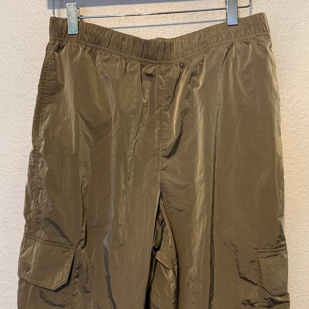 Good American Essential Cargo Pants Size Medium - Picture 3 of 7